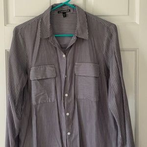 Women’s long sleeve collared two pocket shirt